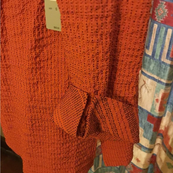 Ali Miles NEW Small Orange pucker top - Picture 3 of 9